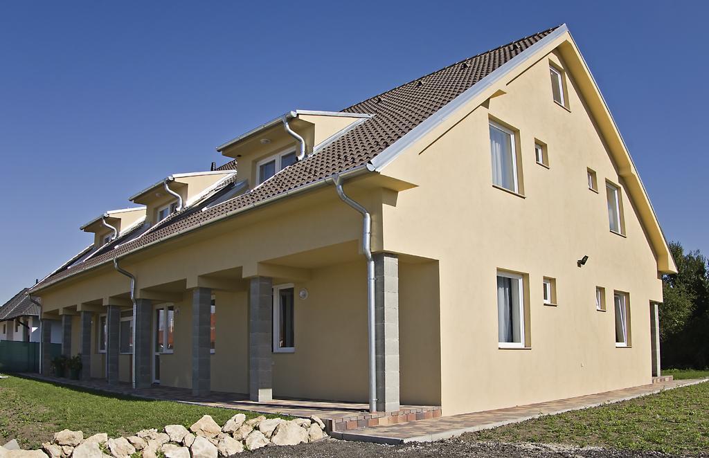 Luca Apartman Sopron Exterior photo